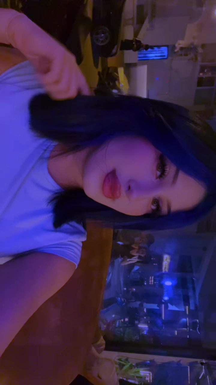 @Latina