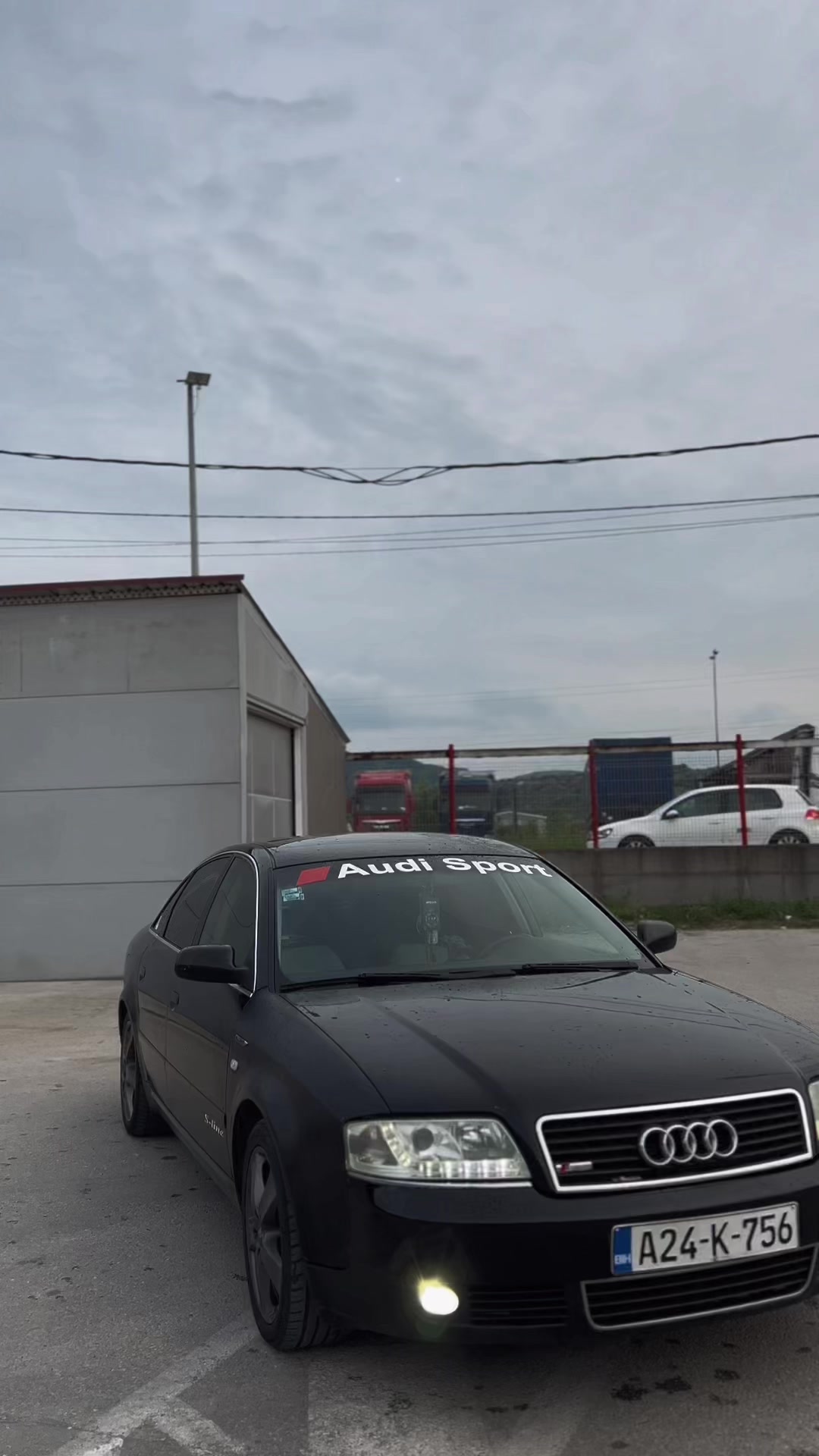 @AUDI SMRTI😈