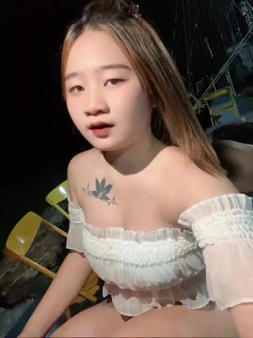 @อั้มชอบกินก๊วยเตี๋ยว🤪