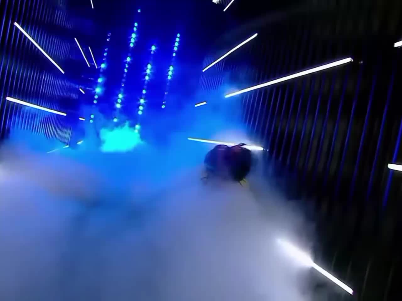 @𝚅