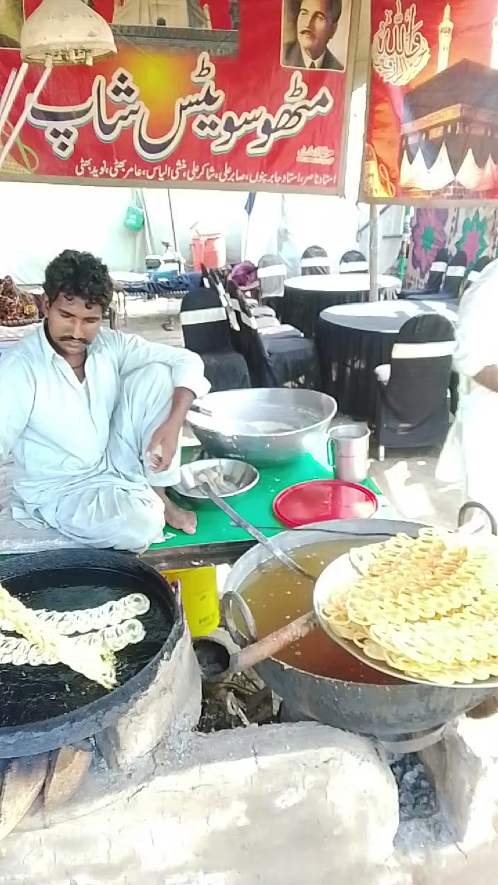 @m Khalid Abbas