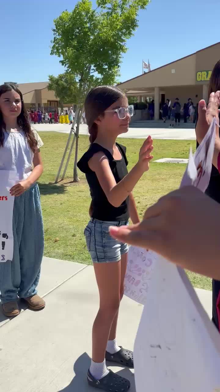 @Dessss