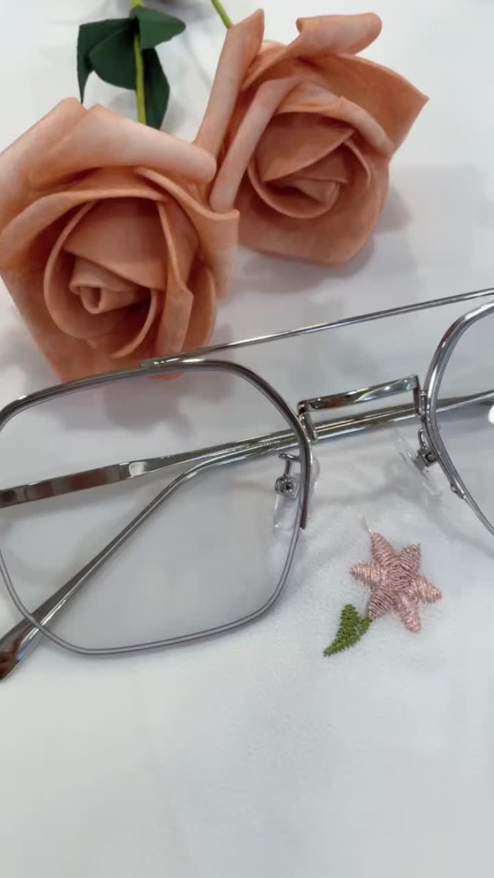 @Design Glasses