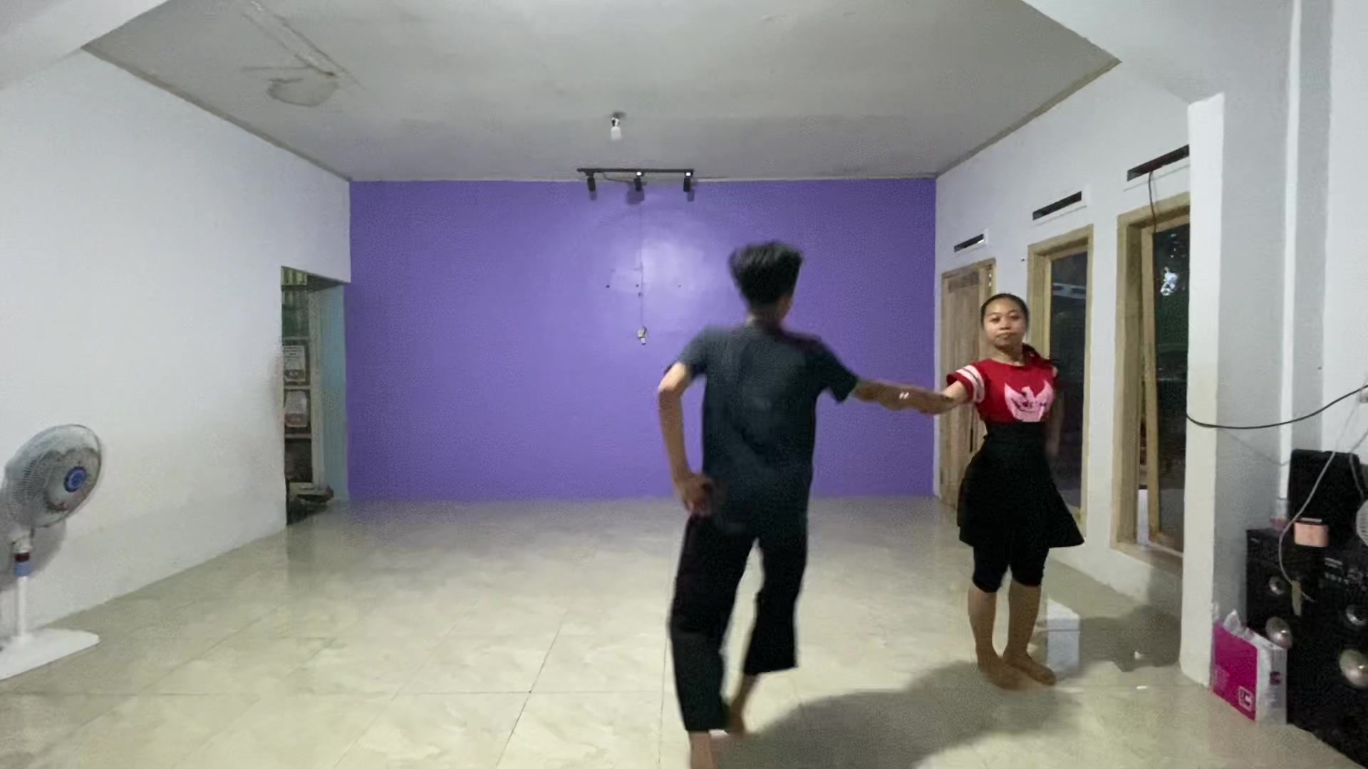 @Kinantyligar