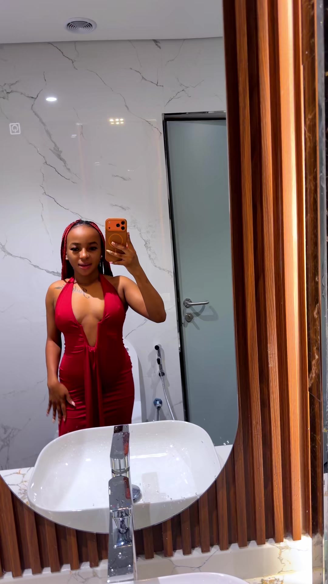 @Iamkanyambu
