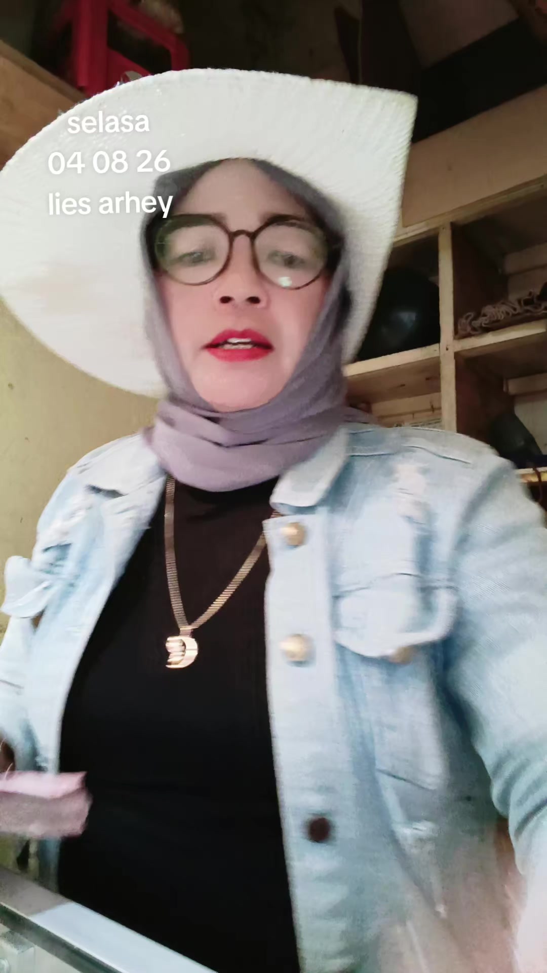 @LIES_ARHEY