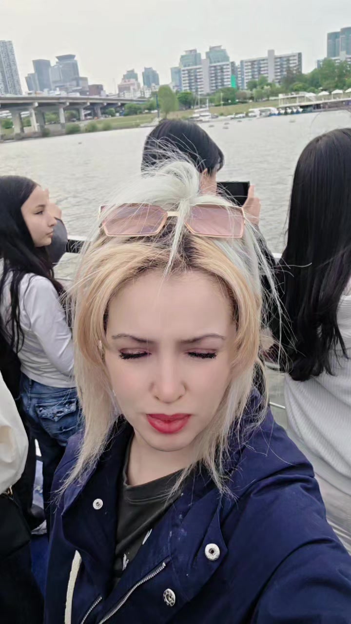 @Lynda Vibes🇰🇷 🇩🇿