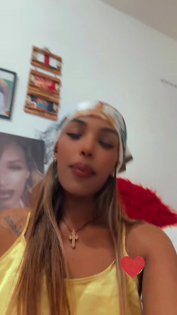 @MeLoNa🦋