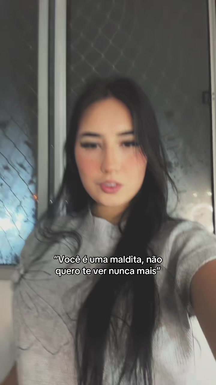 @Camilly Vitoria