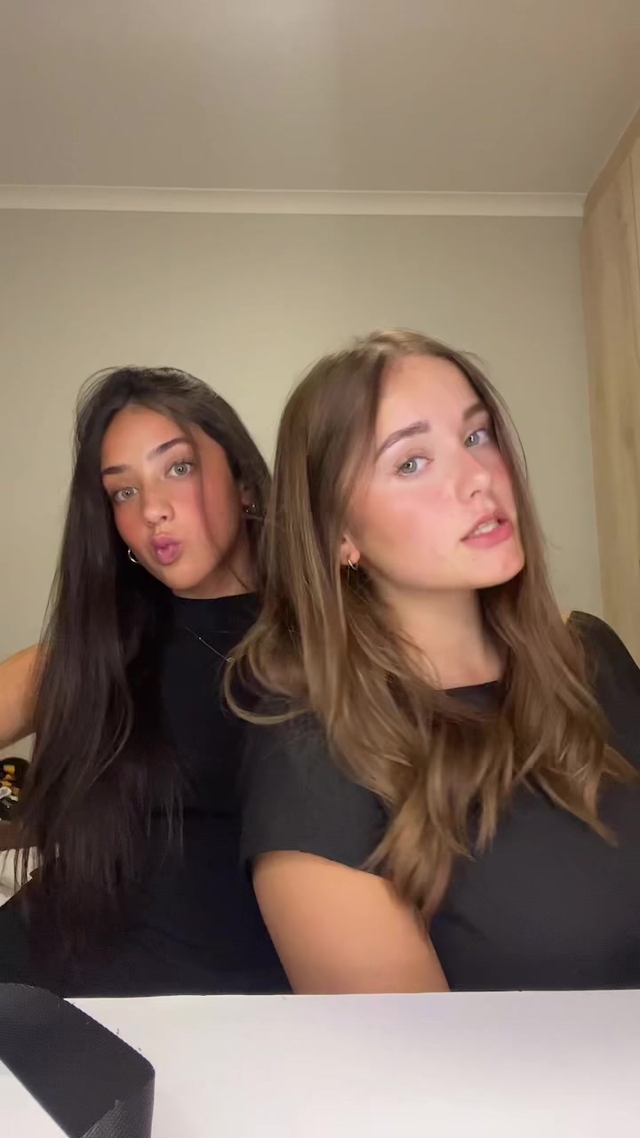 @melia+gianna