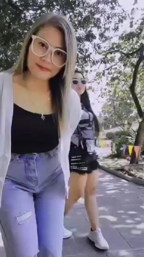 @davi02๐ฃ๐๐น