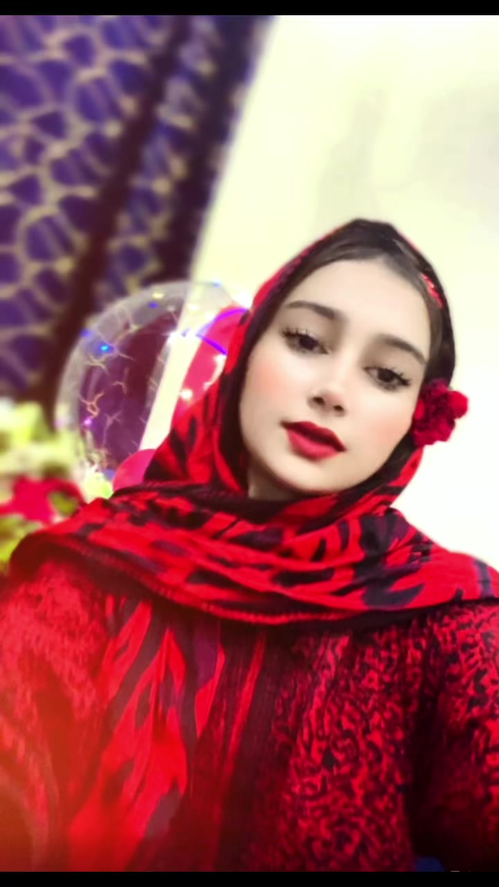 @Itz_guriya55 💛✈️