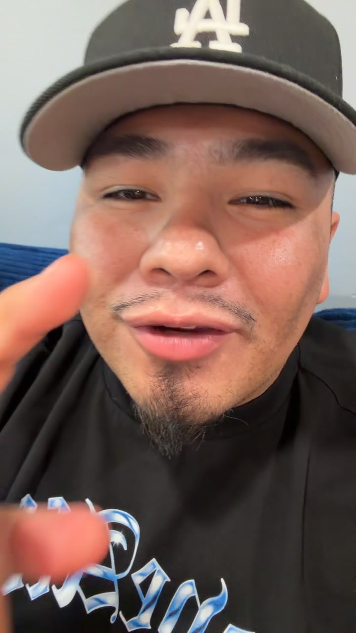 @DoKnows_