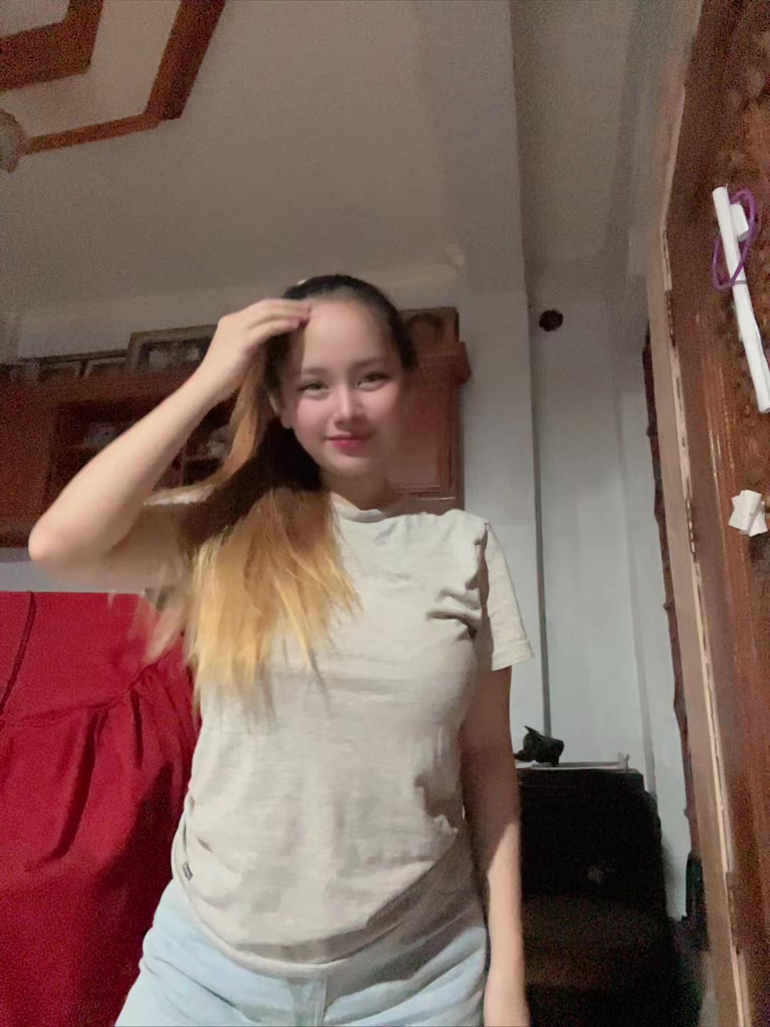@Luna