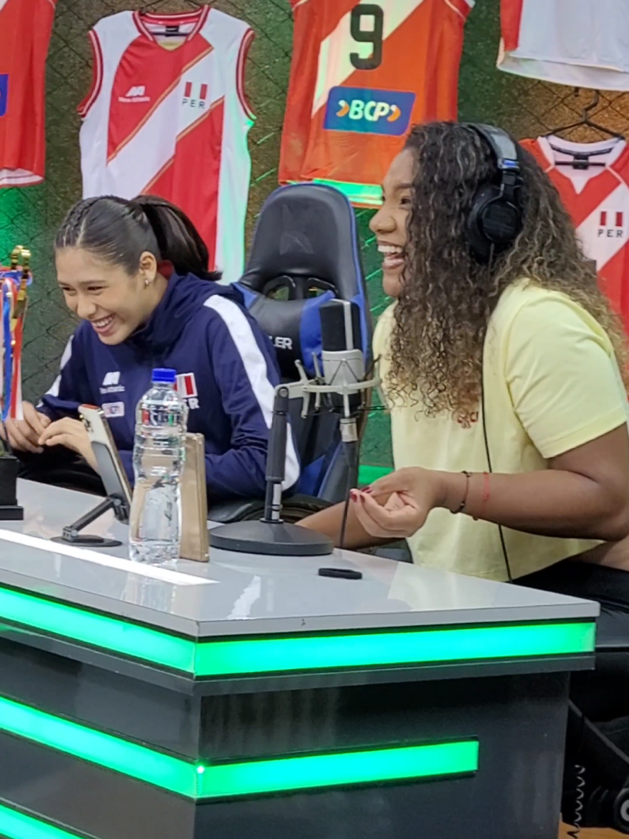 @Federaci&oacute;n Peruana de V&oacute;leibol
