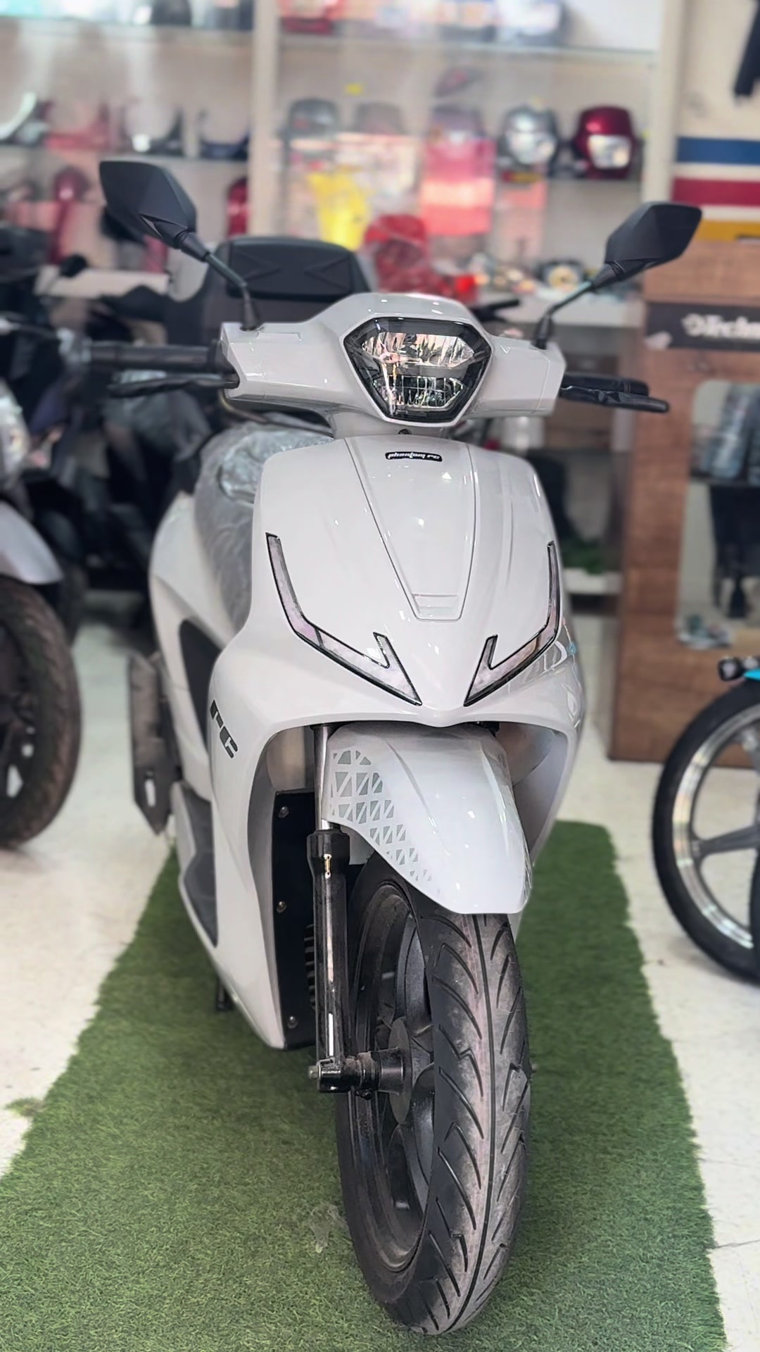@🏍️ Houssem Caza Moto TN