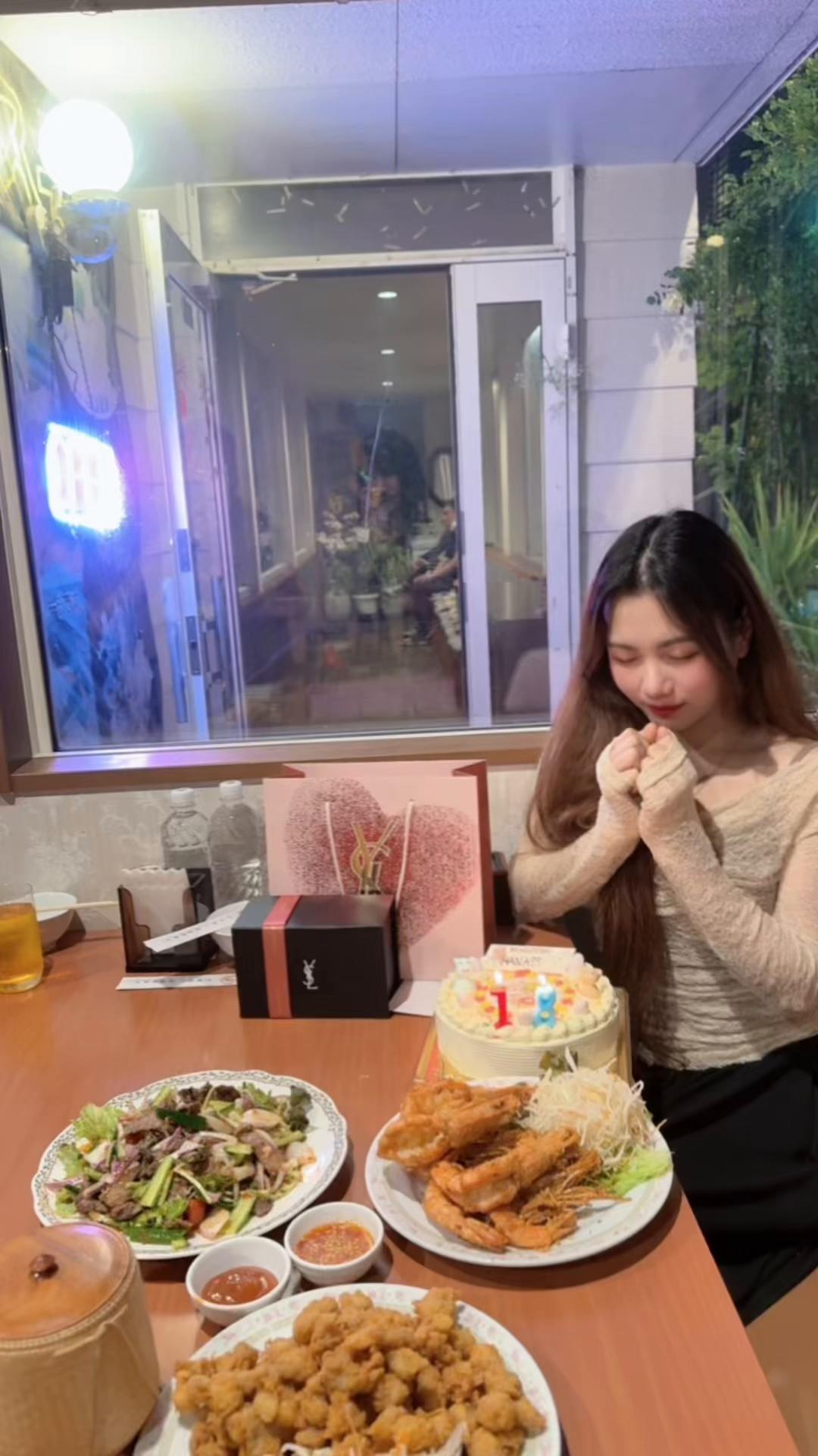 @Hana95🌱☘️
