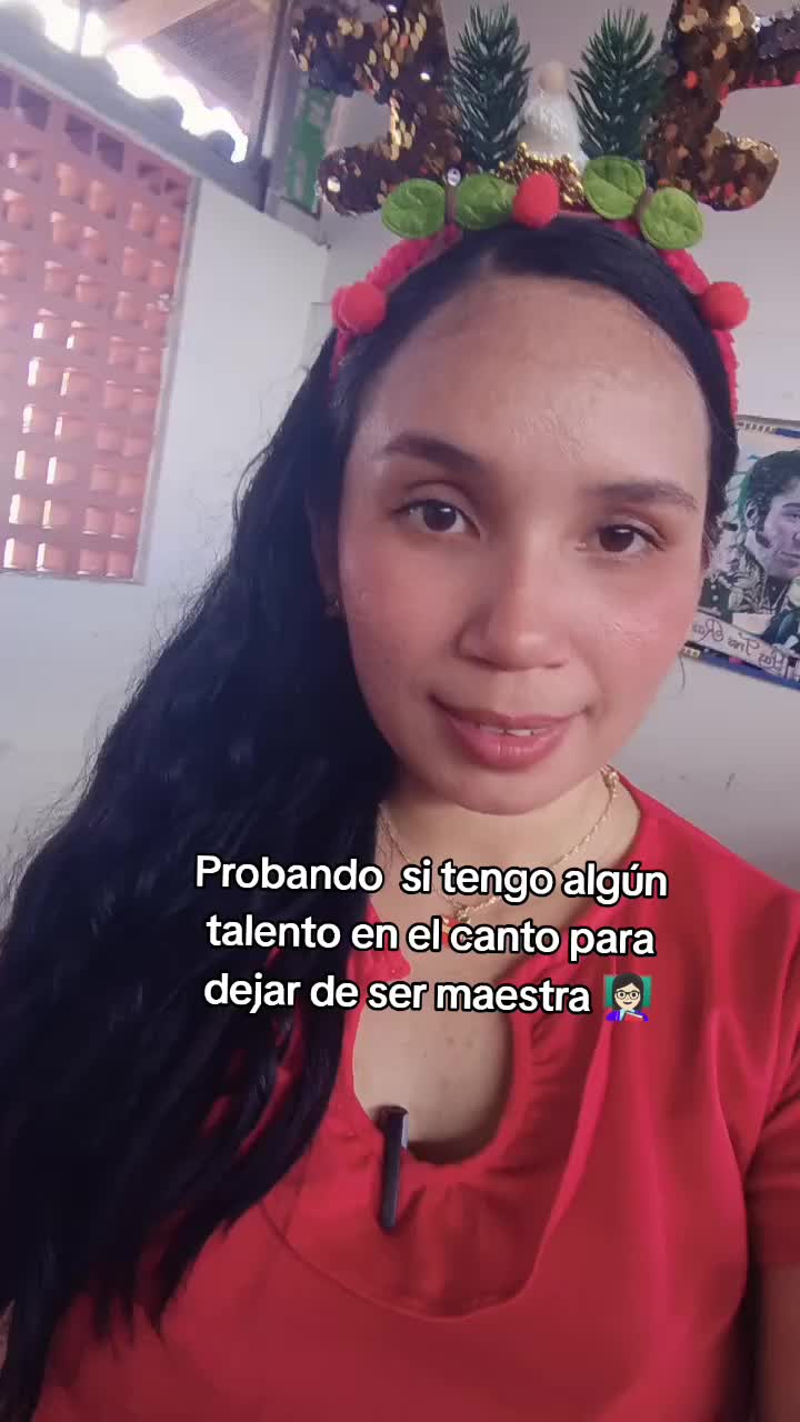@Maestra &ntilde;a&ntilde;i👩🏻&zwj;🏫