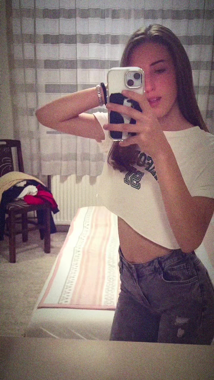 @lanaa