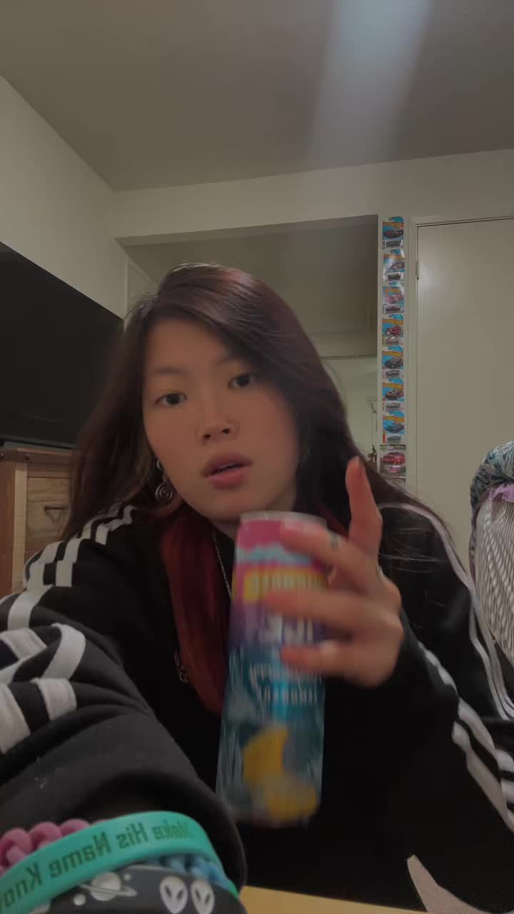 @Teighlor🤍🧃