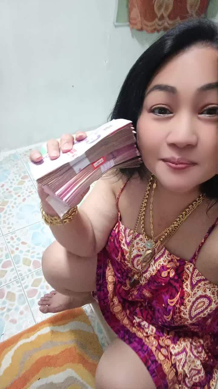 @ชุลีพร ใจเย็น