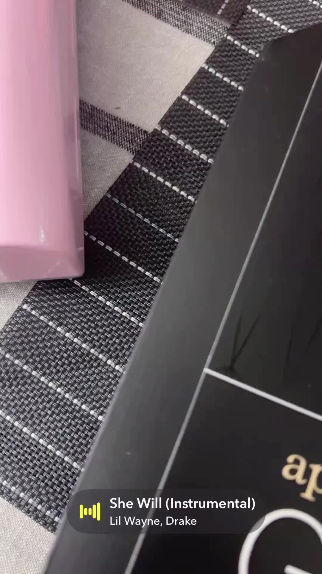 @C3LINAMARI3