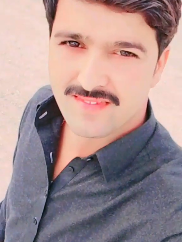 @✌╾━╤デ╦︻ 𝐟𝐚𝐲𝐚𝐳 ♥️✌️