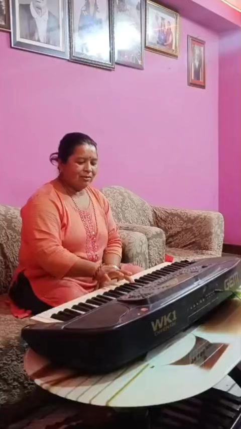 @भक्तलाल श्रेष्ठ