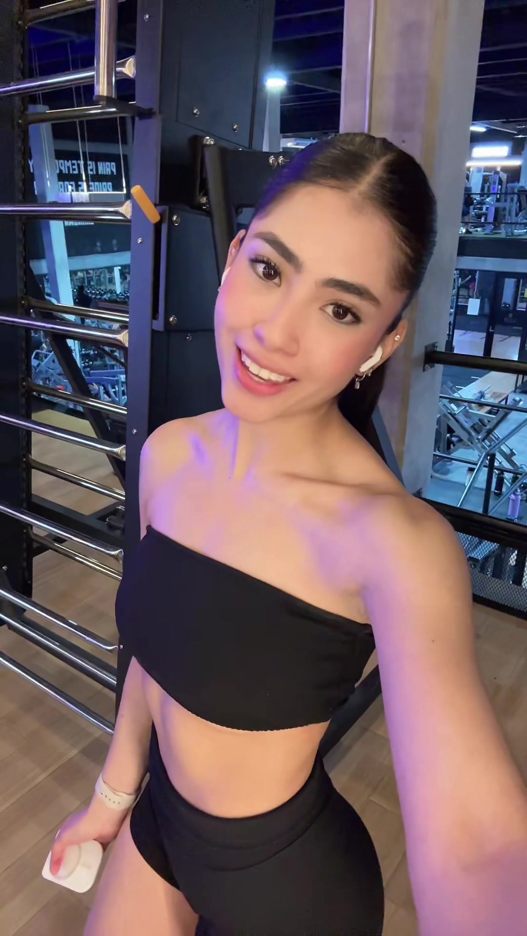 @nicoleriverz