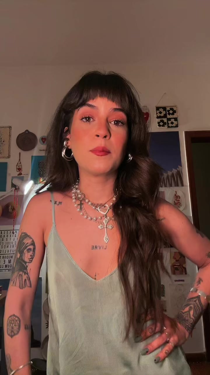 @Victória Machado