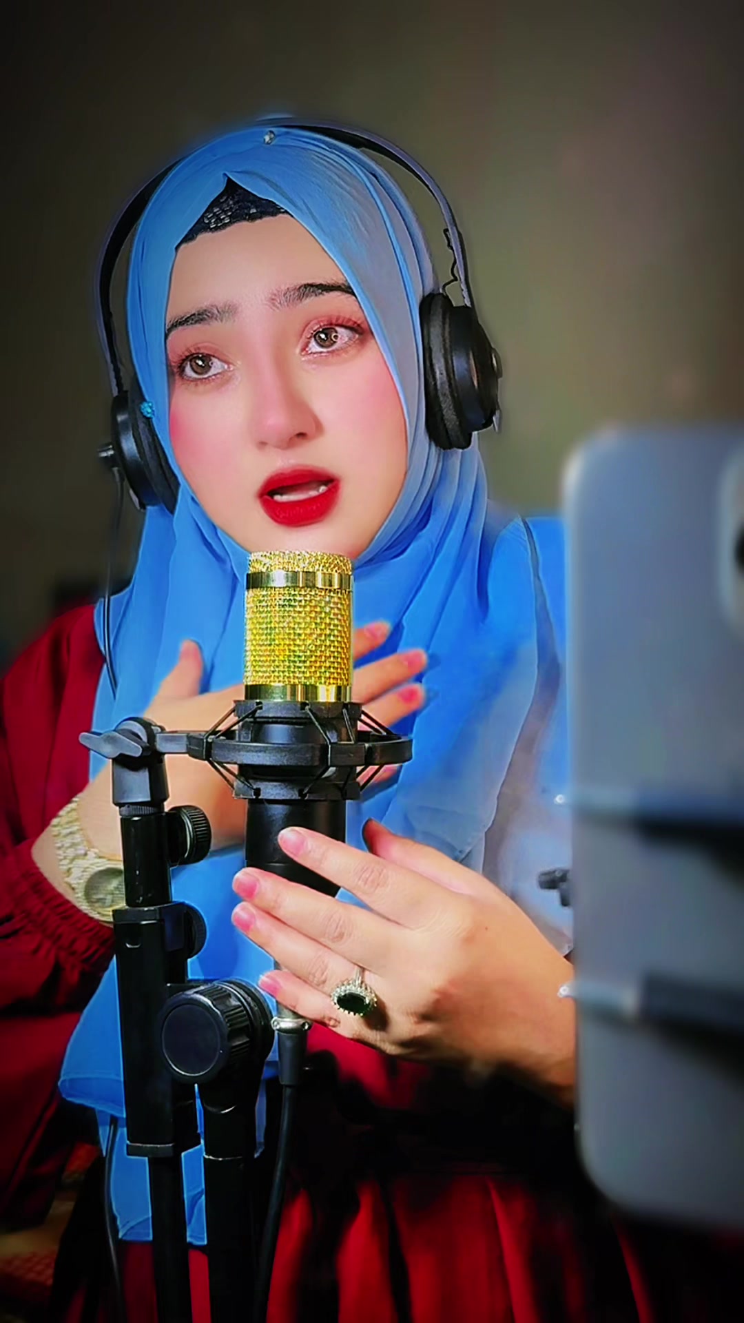 @Abida Malik 2.0