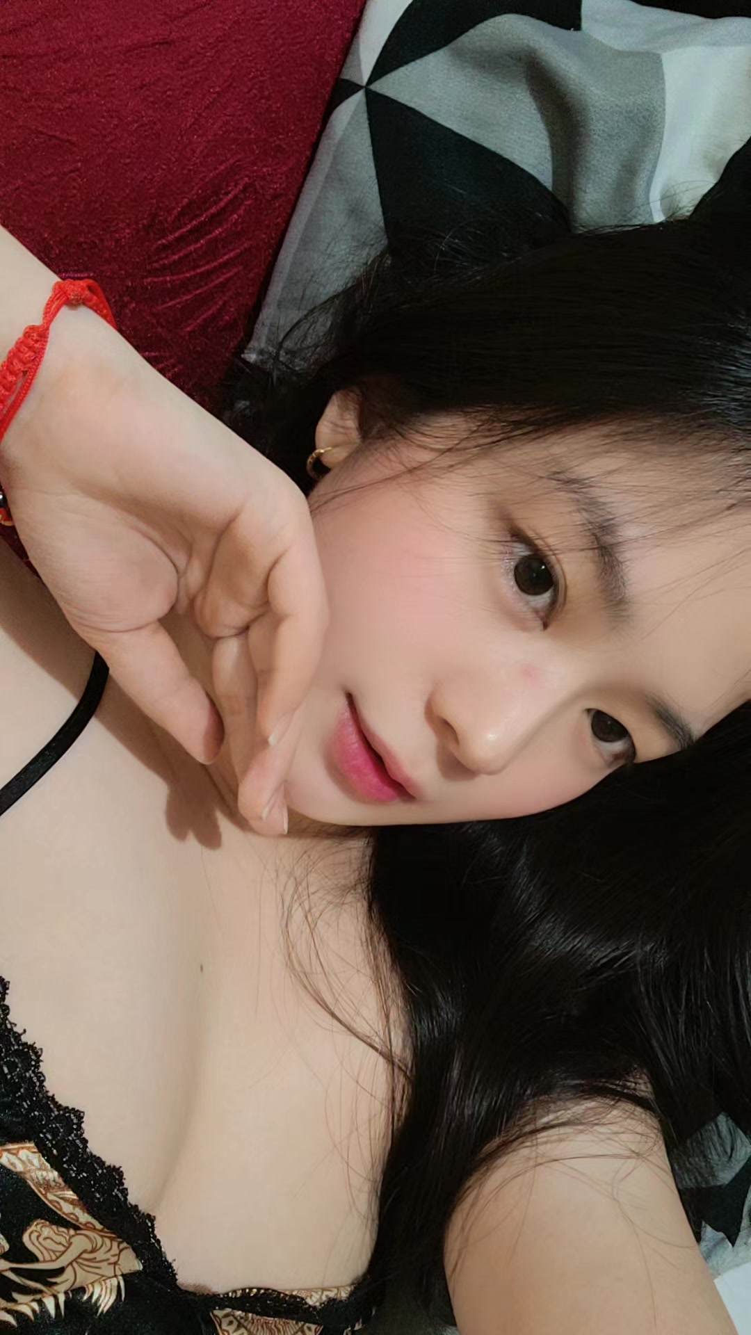 @anj