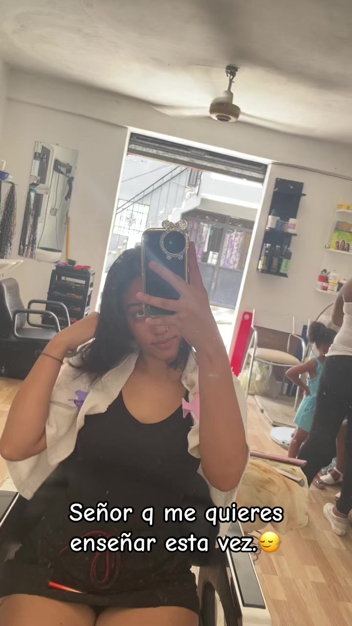 @Nini.🤍👸🏻
