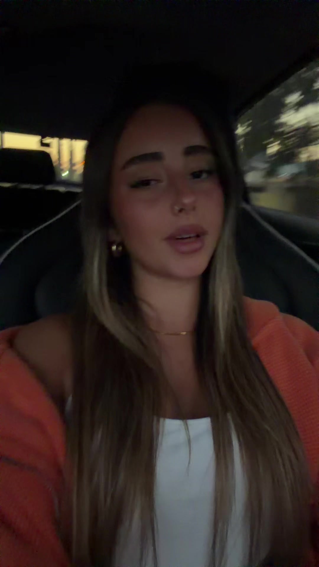 @אַגַם הָרוֹשׁ