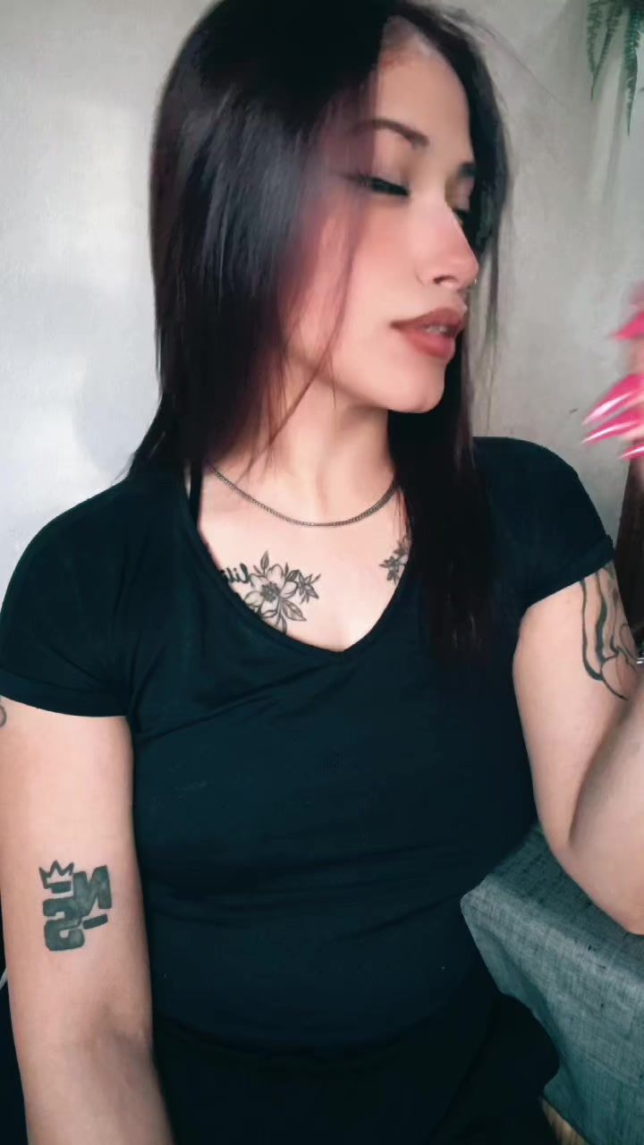 @Luuu👑