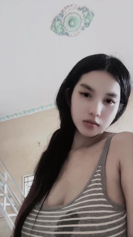 @J'e J'e Neang