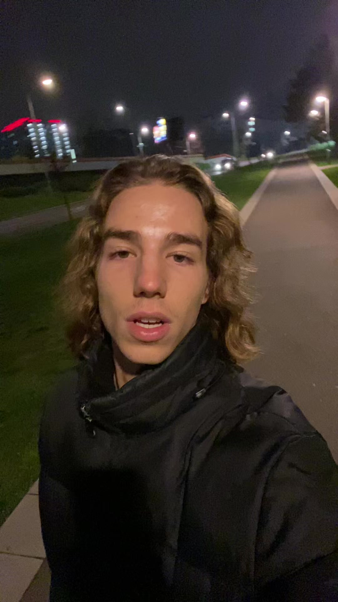 @🧛🏼