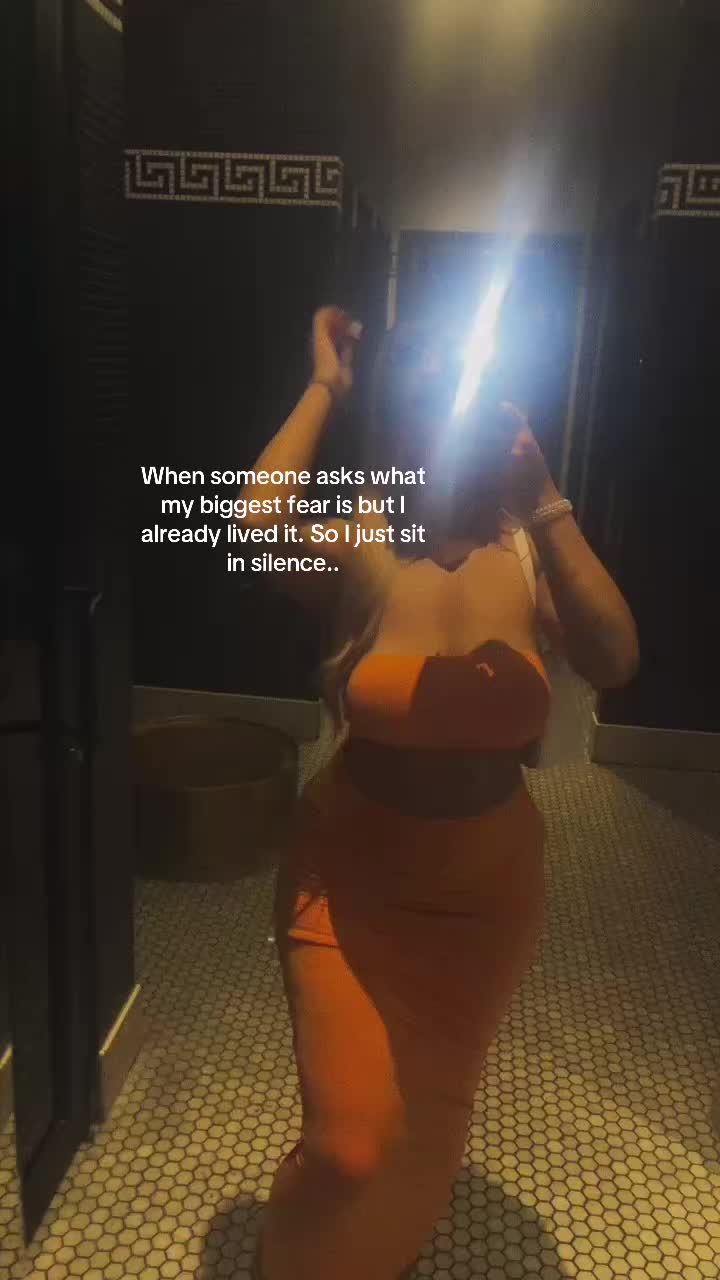 @Violetttt💜
