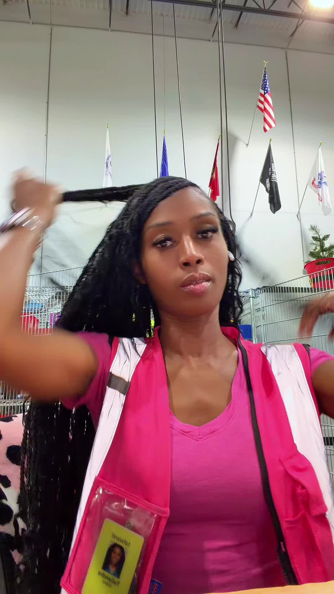@Amazonbaee