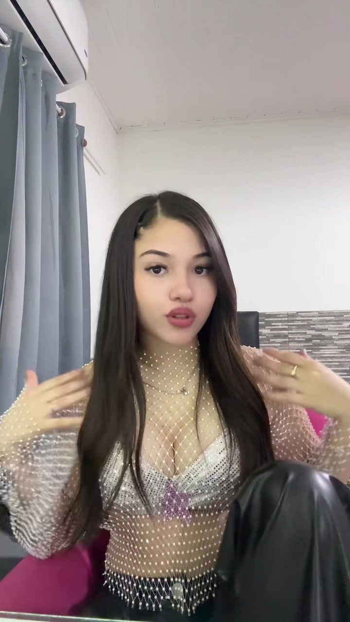 @Nicole
