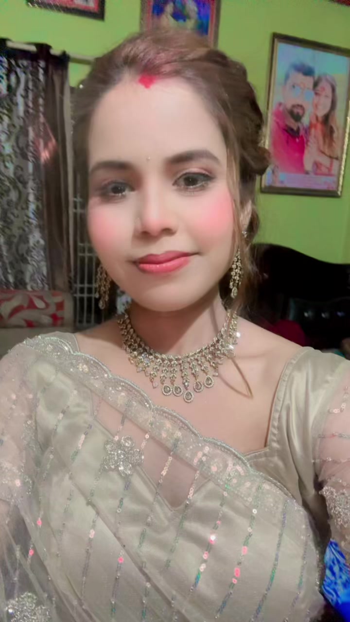 @Amrita Bhagat🇬🇧🇬🇧🇬🇧