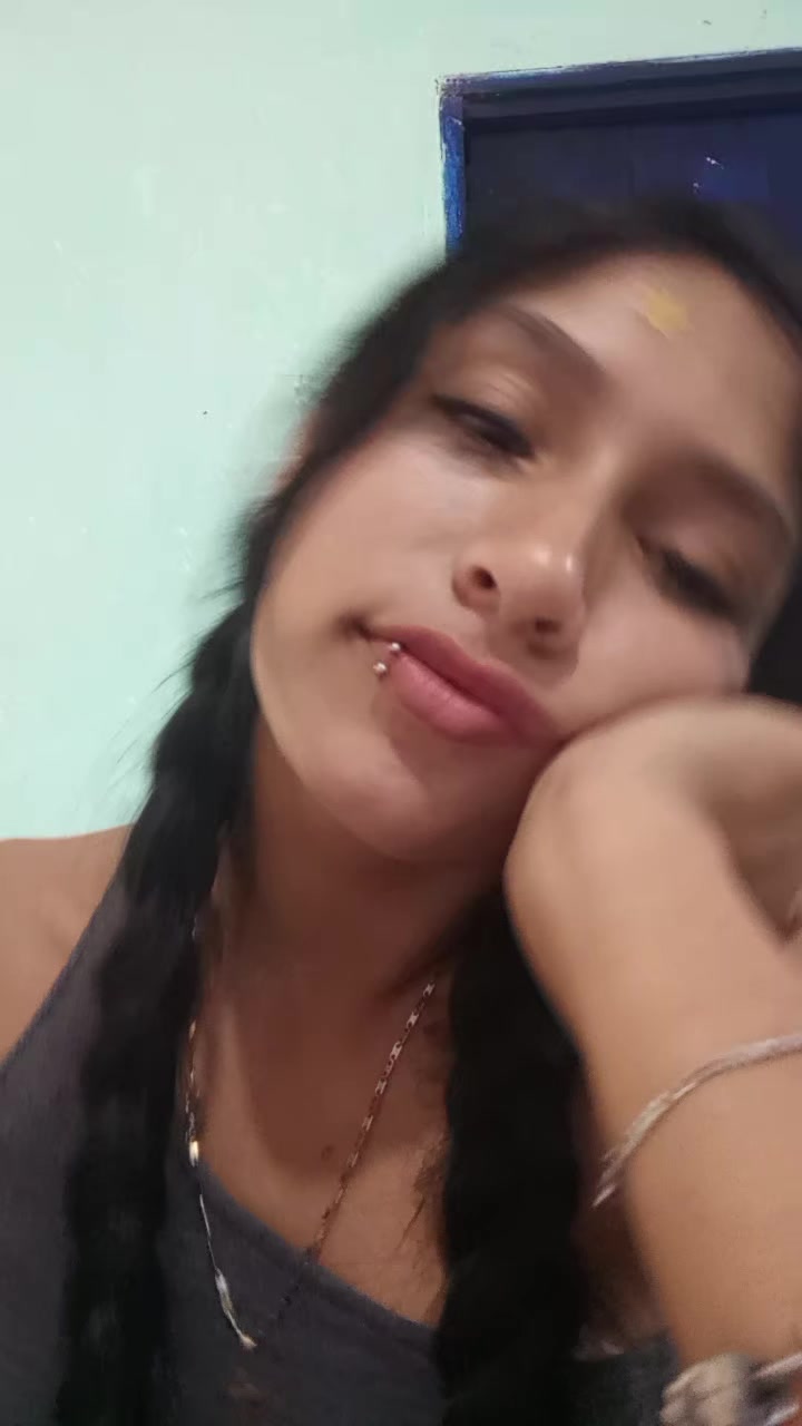 @Sara Quiroga..🦢💢