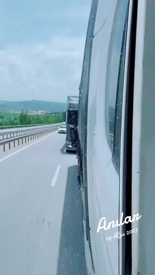 @Ümit Erdoğan