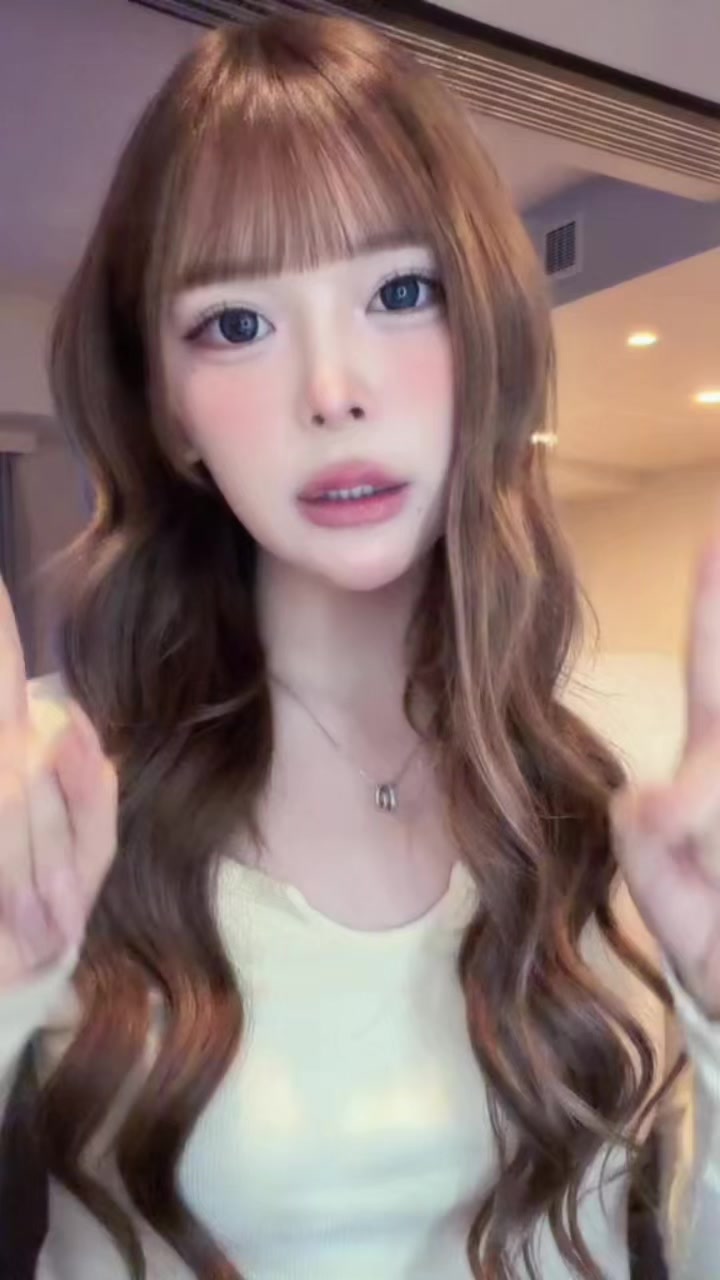 @ゆーこす