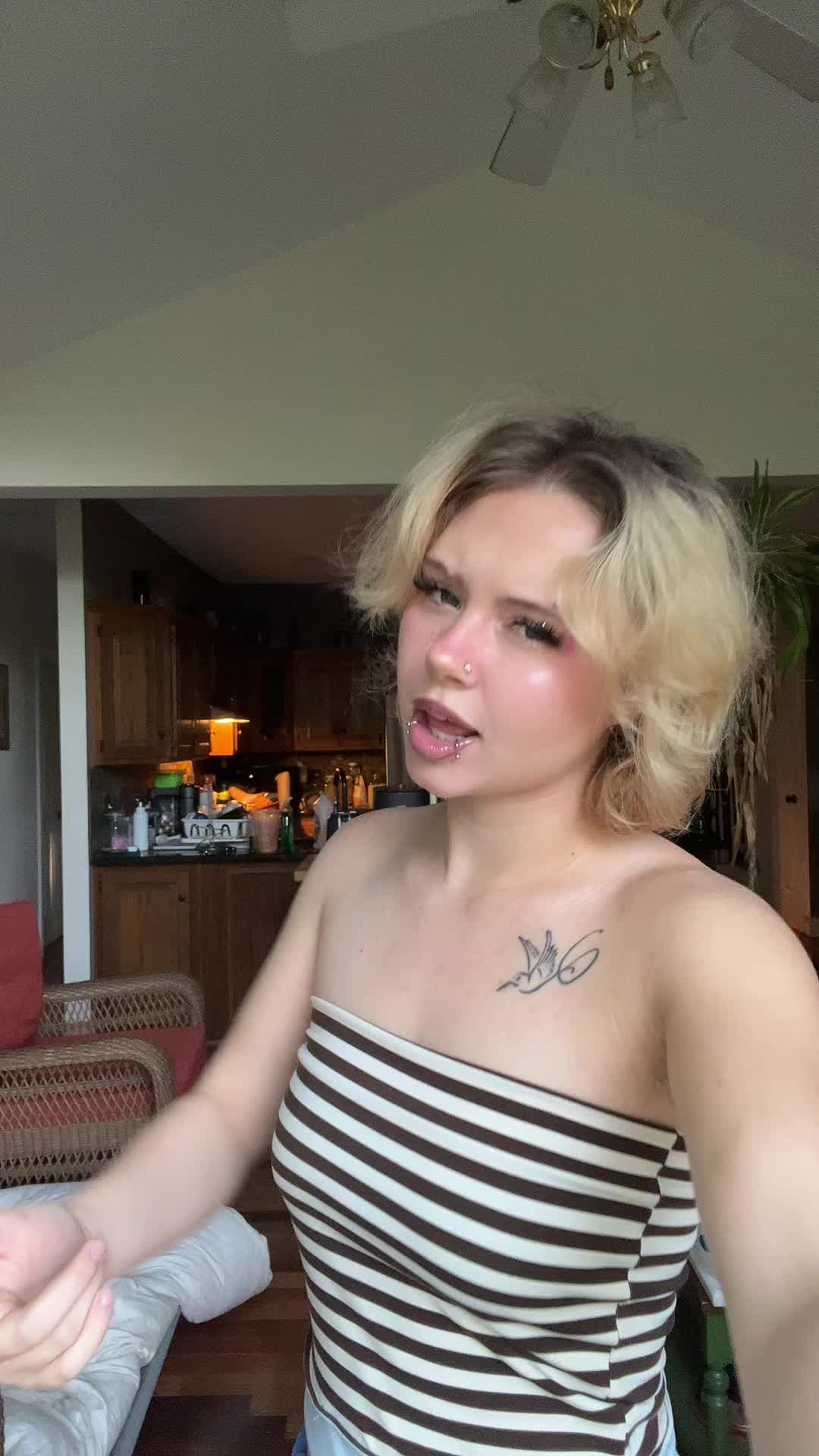 @avahm11