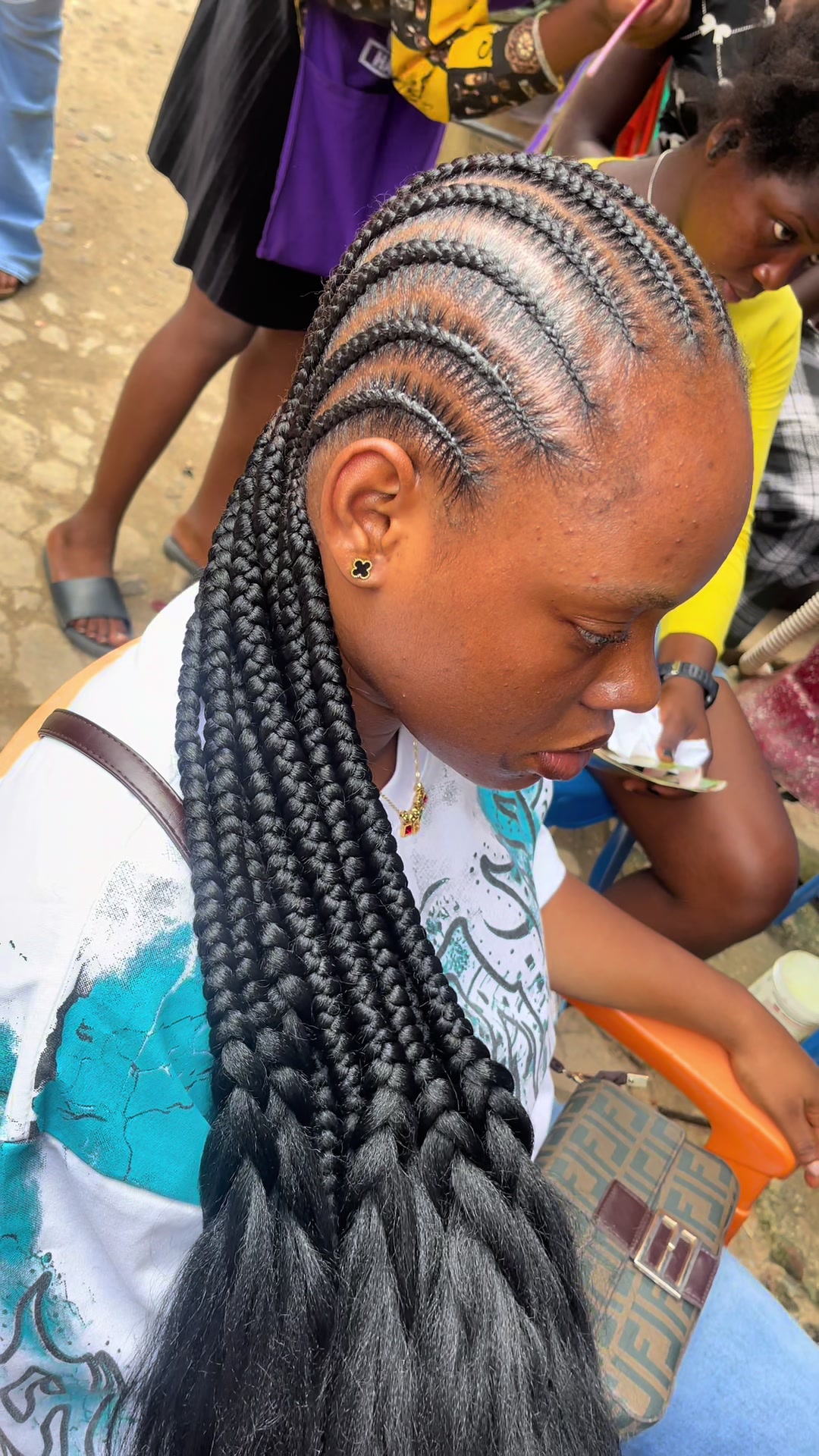 @Hairbyamaka2