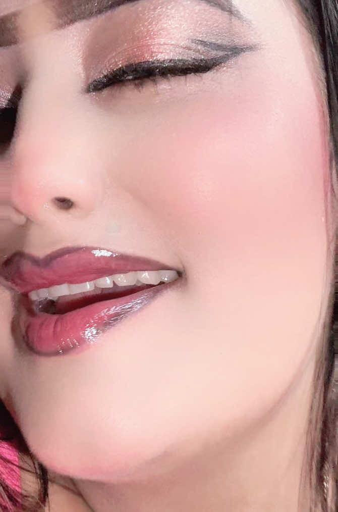@Sana 🦋