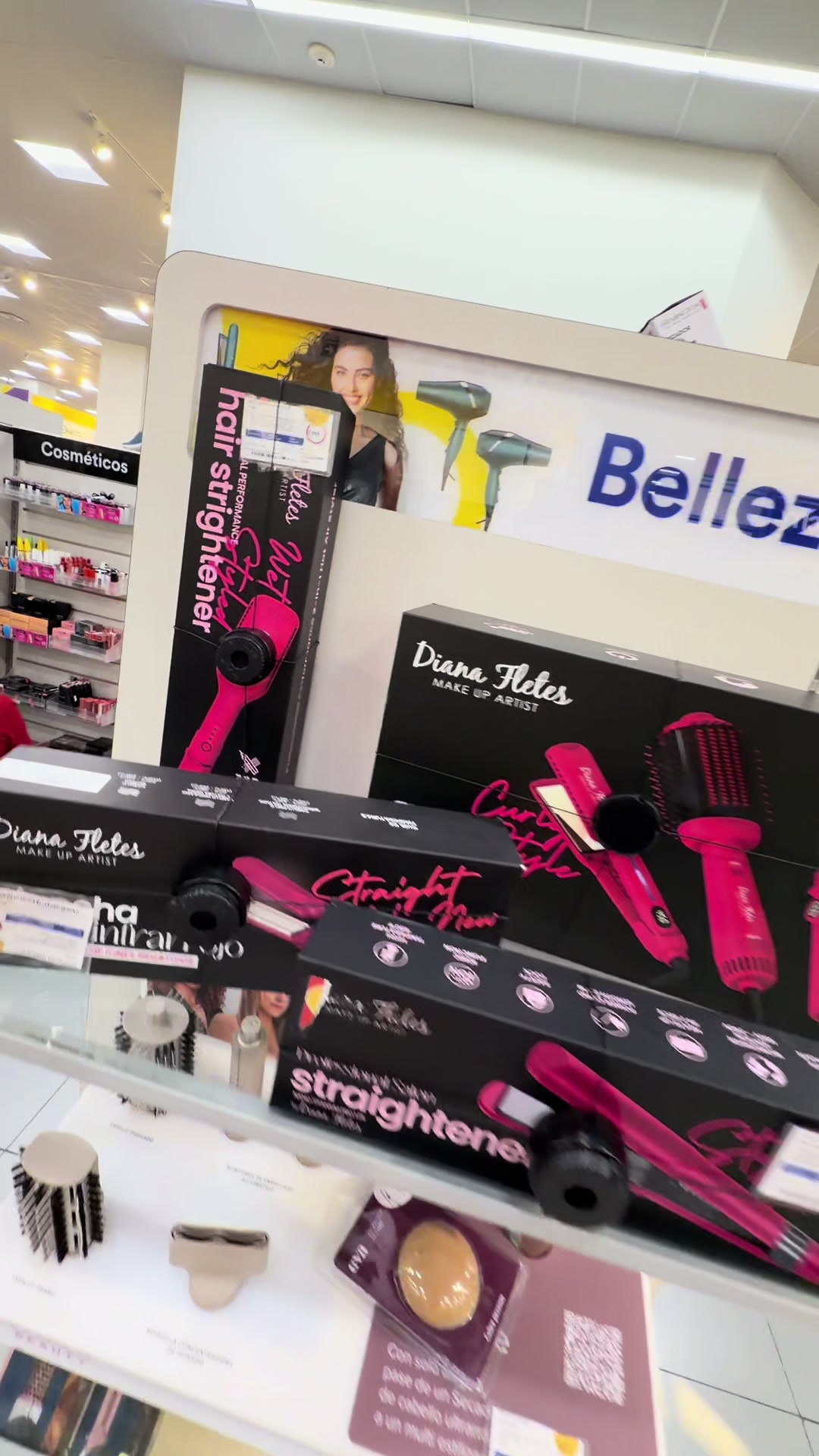 @Diana Fletes Cosmetics