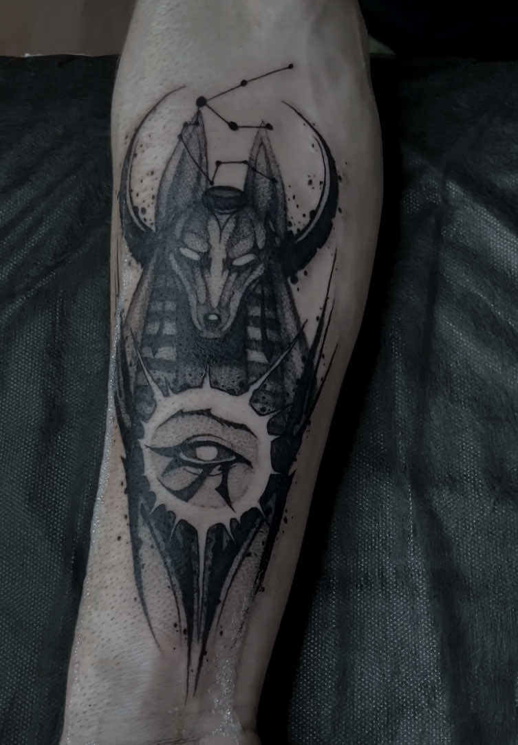 @goddamn.tattoo