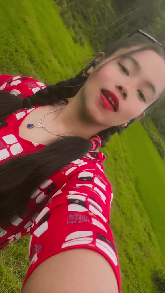 @☦️सोफिया चेपाङ्ग🇳🇵